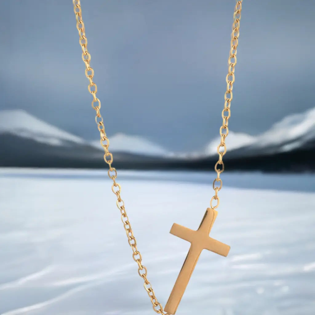 14K Gold-Plated Cross Pendant Necklace – Elegant & Timeless Gold Necklace